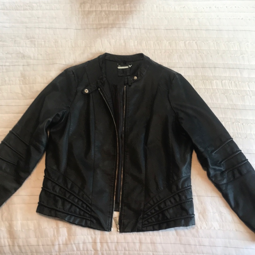 Women’s leather jacket